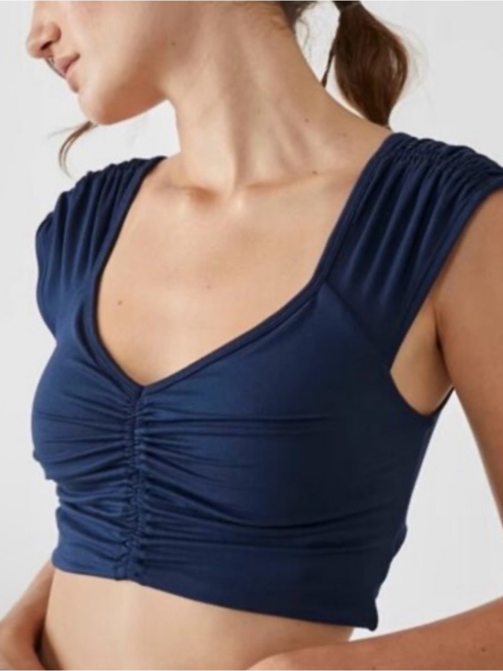 FP MOVEMENT BY FREE PEOPLE | Breathe Deeper Navy Ruched V-Neck Crop Top | M
